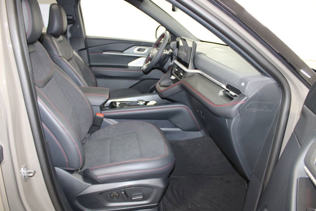 New 2026 Ford Explorer ST image 29