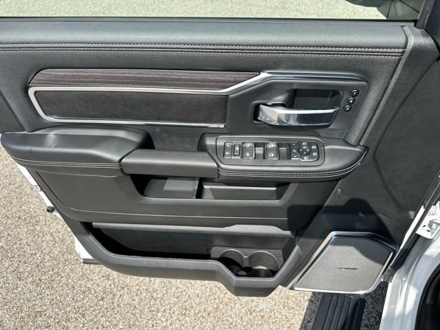 New 2027 RAM 2500 Laramie w/ Sport Appearance Package AWD/4WD image 31