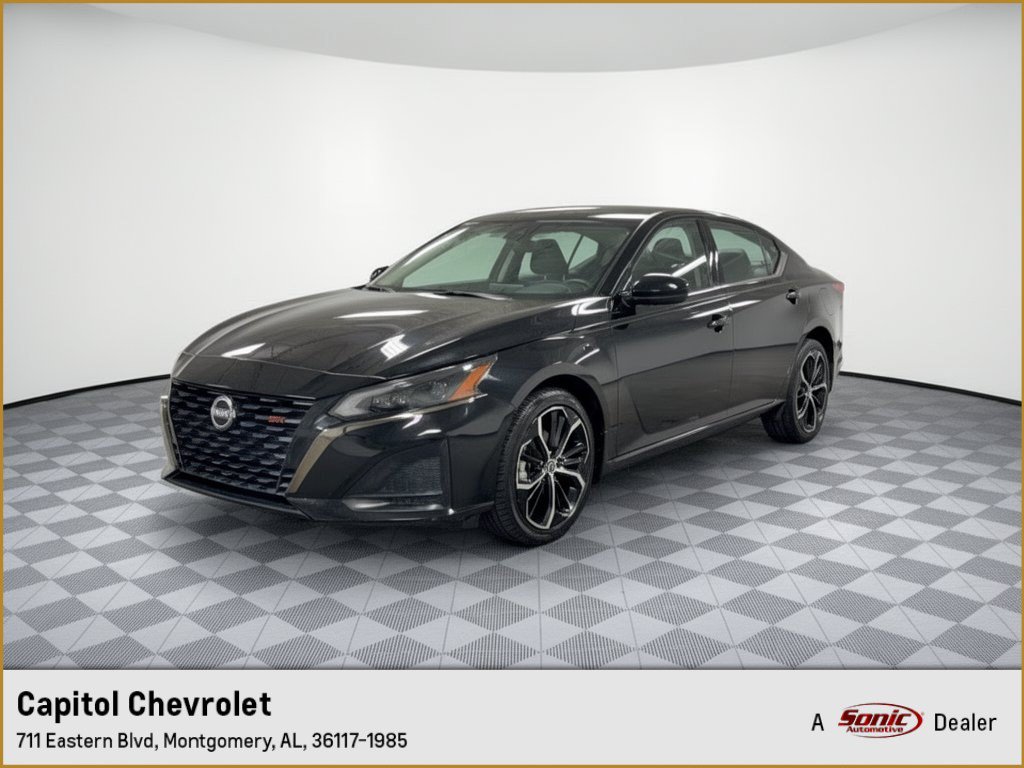 Used 2025 Nissan Altima 2.5 SR
