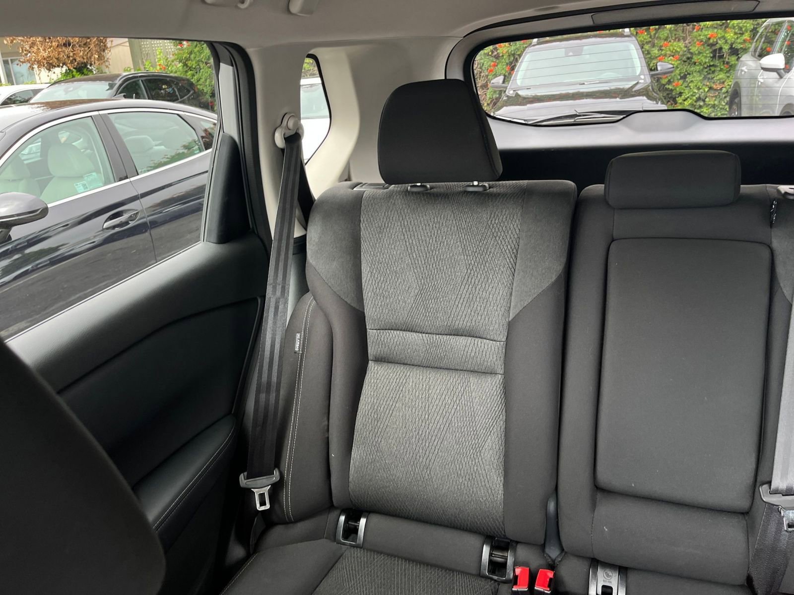 Used 2025 Nissan Rogue SV FWD image 40