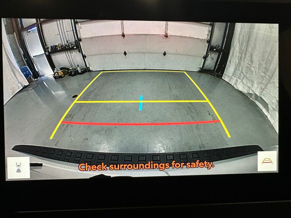 Used 2025 Toyota 4Runner SR5 AWD/4WD image 36
