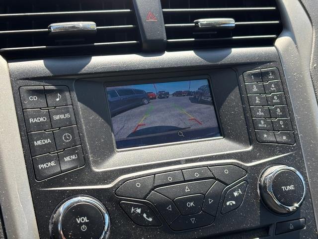 Used 2015 Ford Fusion SE FWD image 25