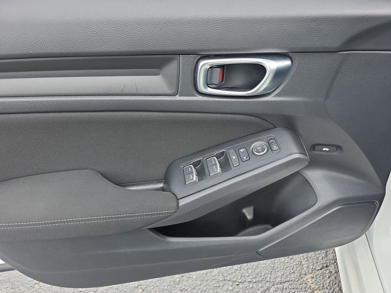 Used 2022 Honda Civic Sport image 5