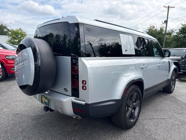 Used 2023 Land Rover Defender 130 SE AWD/4WD image 18