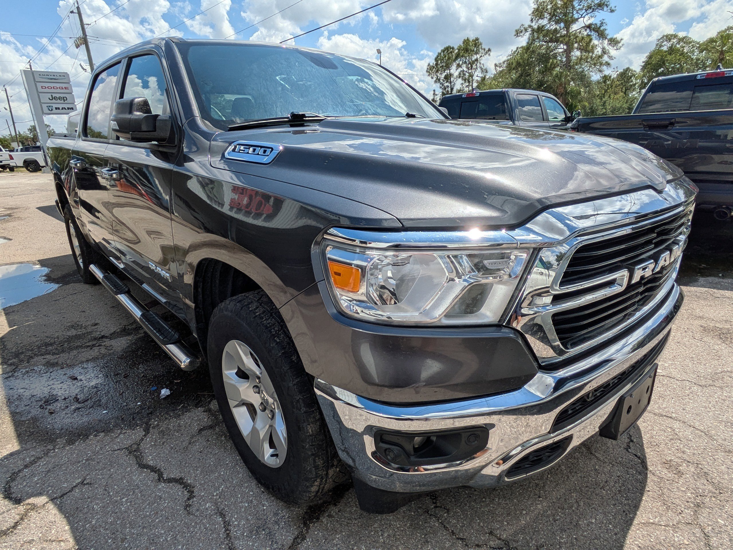 Certified 2019 RAM 1500 Big Horn AWD/4WD image 2
