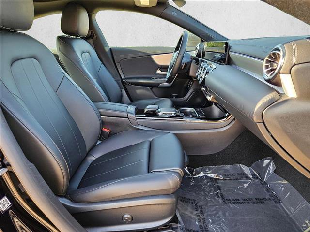 Used 2023 Mercedes-Benz CLA 250 image 20