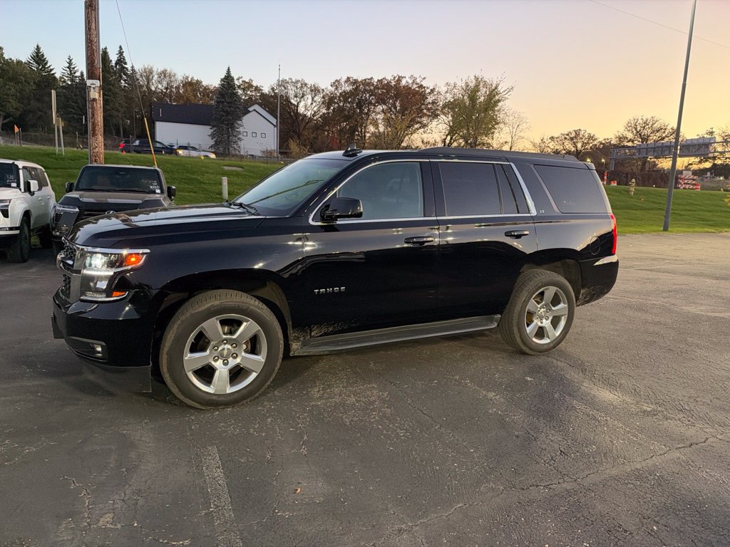 Used 2017 Chevrolet Tahoe LT AWD/4WD image 4