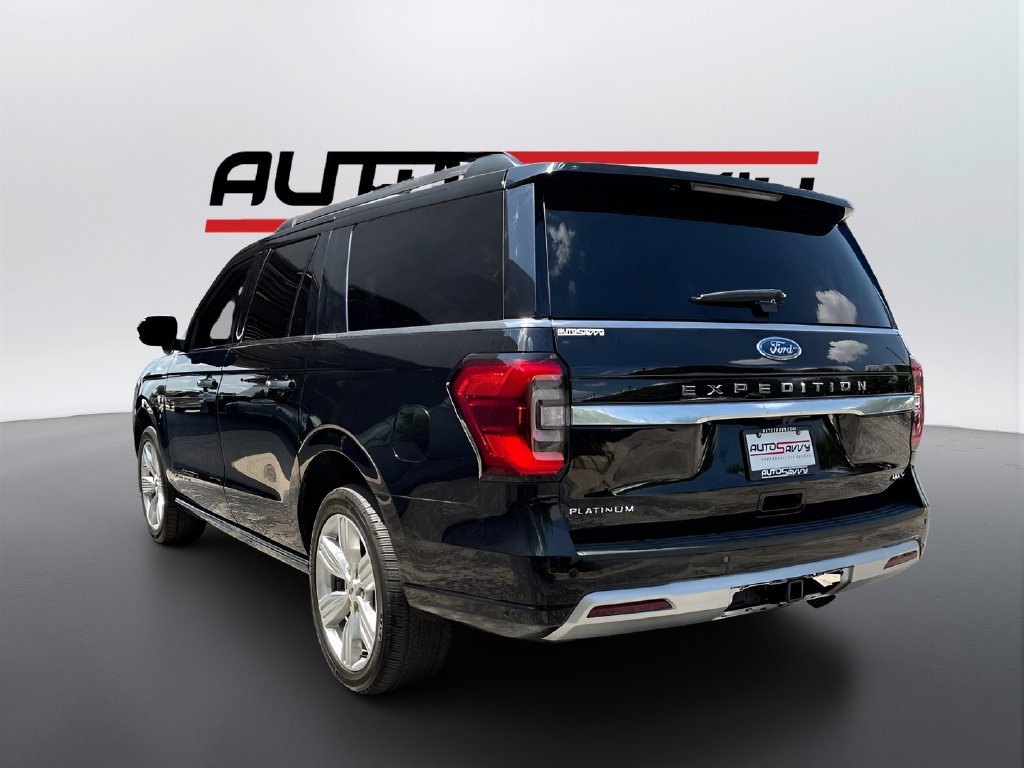 Used 2024 Ford Expedition Max Platinum AWD/4WD image 5