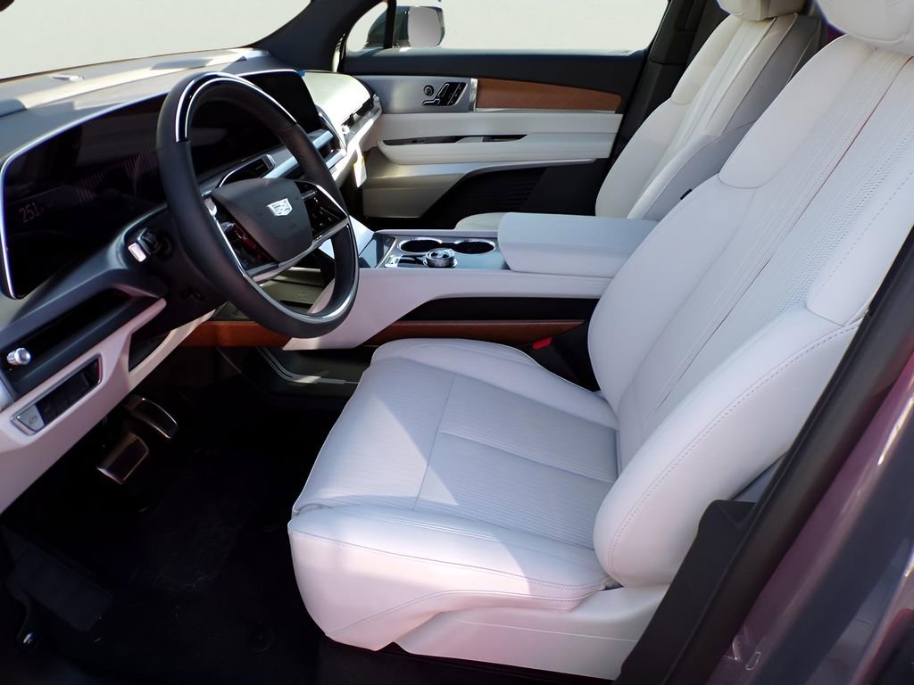 New 2026 Cadillac Vistiq Luxury image 7
