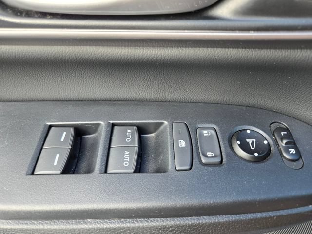 Used 2020 Honda CR-V Touring image 41