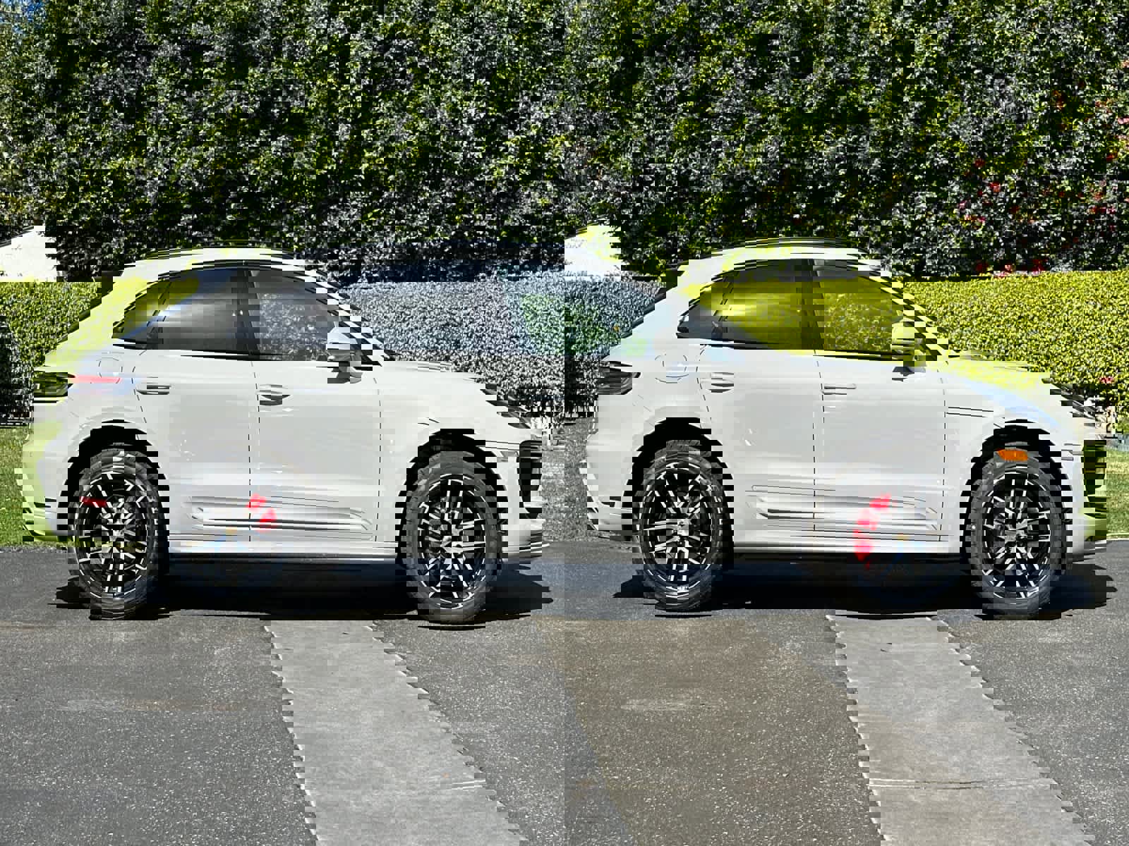 New 2026 Porsche Macan S image 9