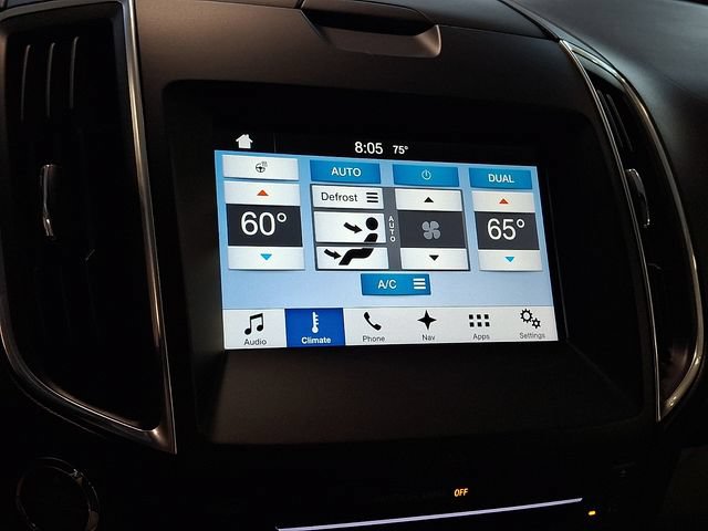 Used 2016 Ford Edge Titanium w/ Canadian Touring Package FWD image 16