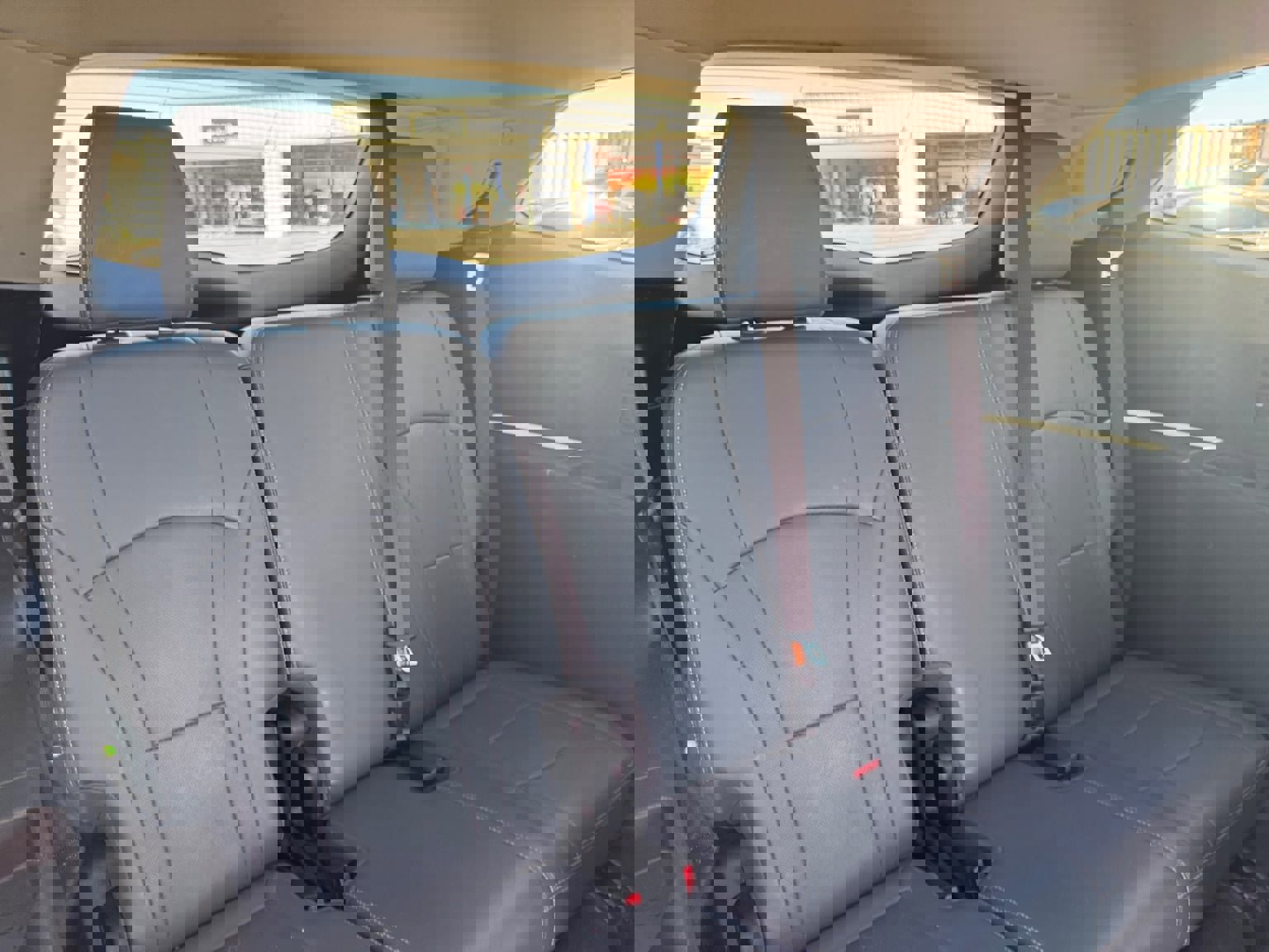 Used 2020 Buick Enclave Essence image 22