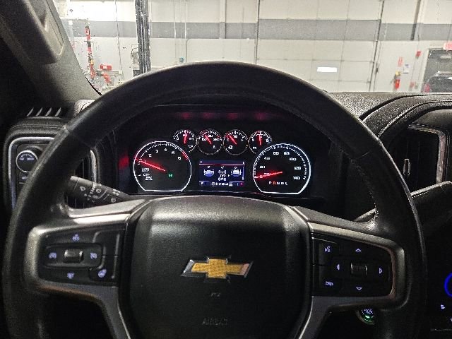 Used 2021 Chevrolet Silverado 1500 LTZ w/ Z71 Off-Road Package AWD/4WD image 16