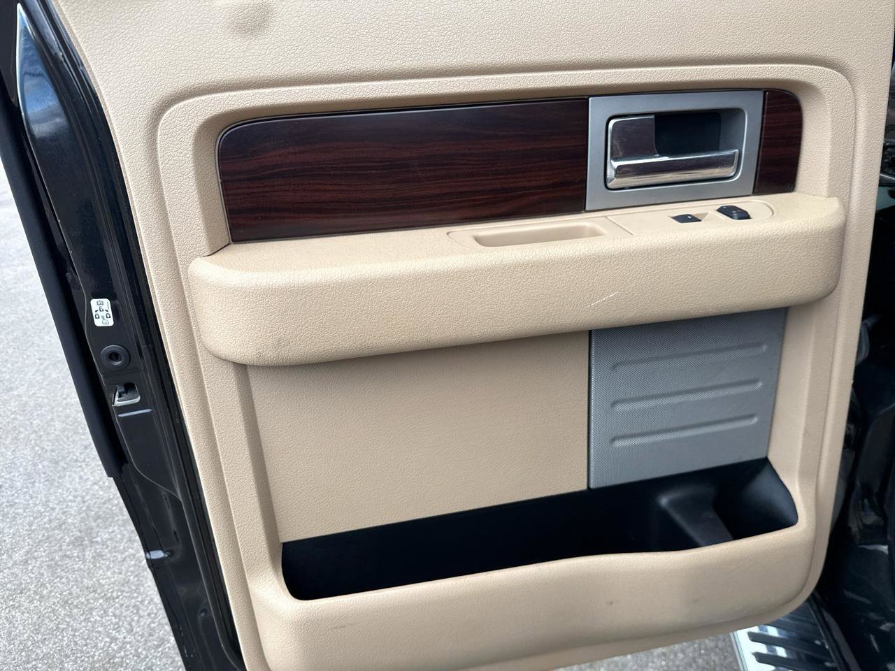 Used 2011 Ford F150 King Ranch image 21