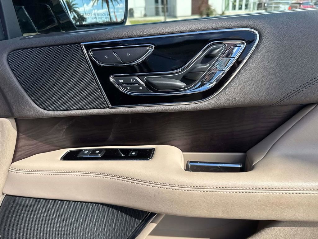 Certified 2024 Lincoln Navigator Reserve image 18