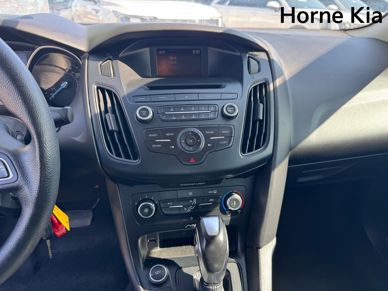 Used 2016 Ford Focus SE FWD image 19