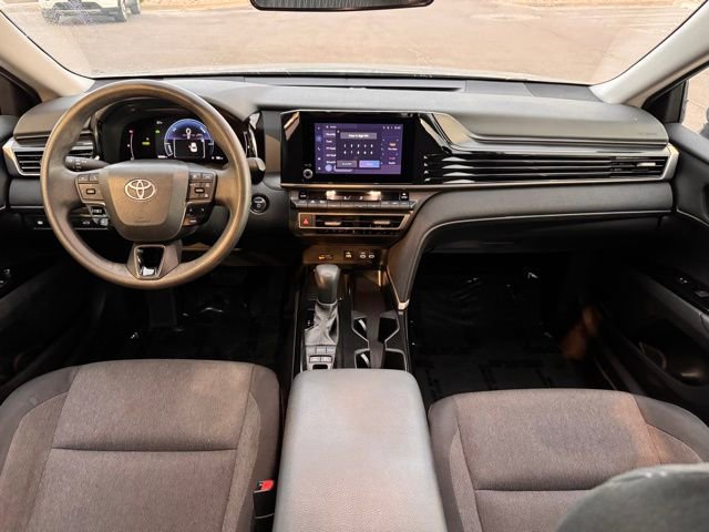 Used 2025 Toyota Camry LE FWD image 15