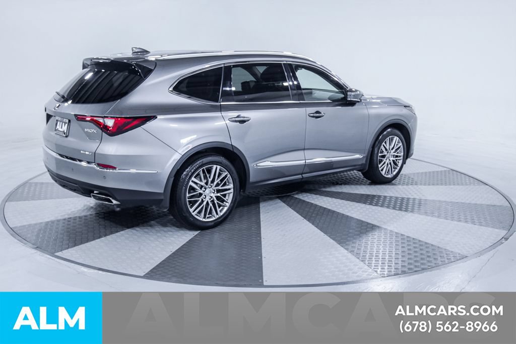 Used 2023 Acura MDX w/ Advance Package AWD/4WD image 10