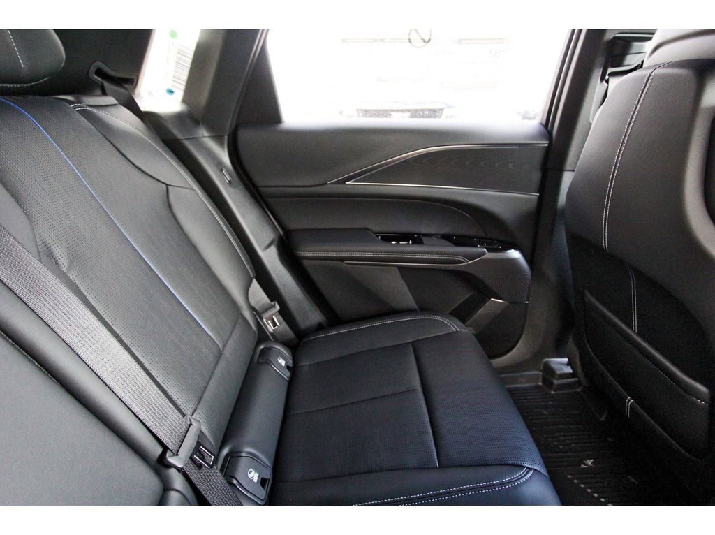 New 2026 Cadillac Lyriq Sport image 11