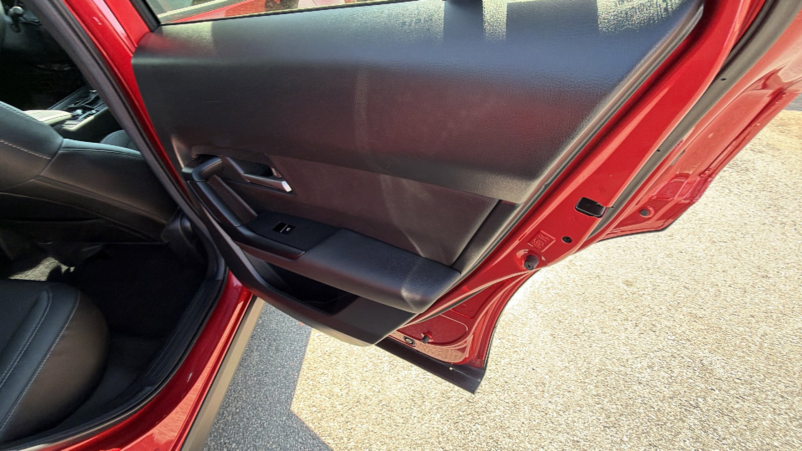 Used 2025 MAZDA CX-50 AWD 2.5 S w/ Premium Package image 21