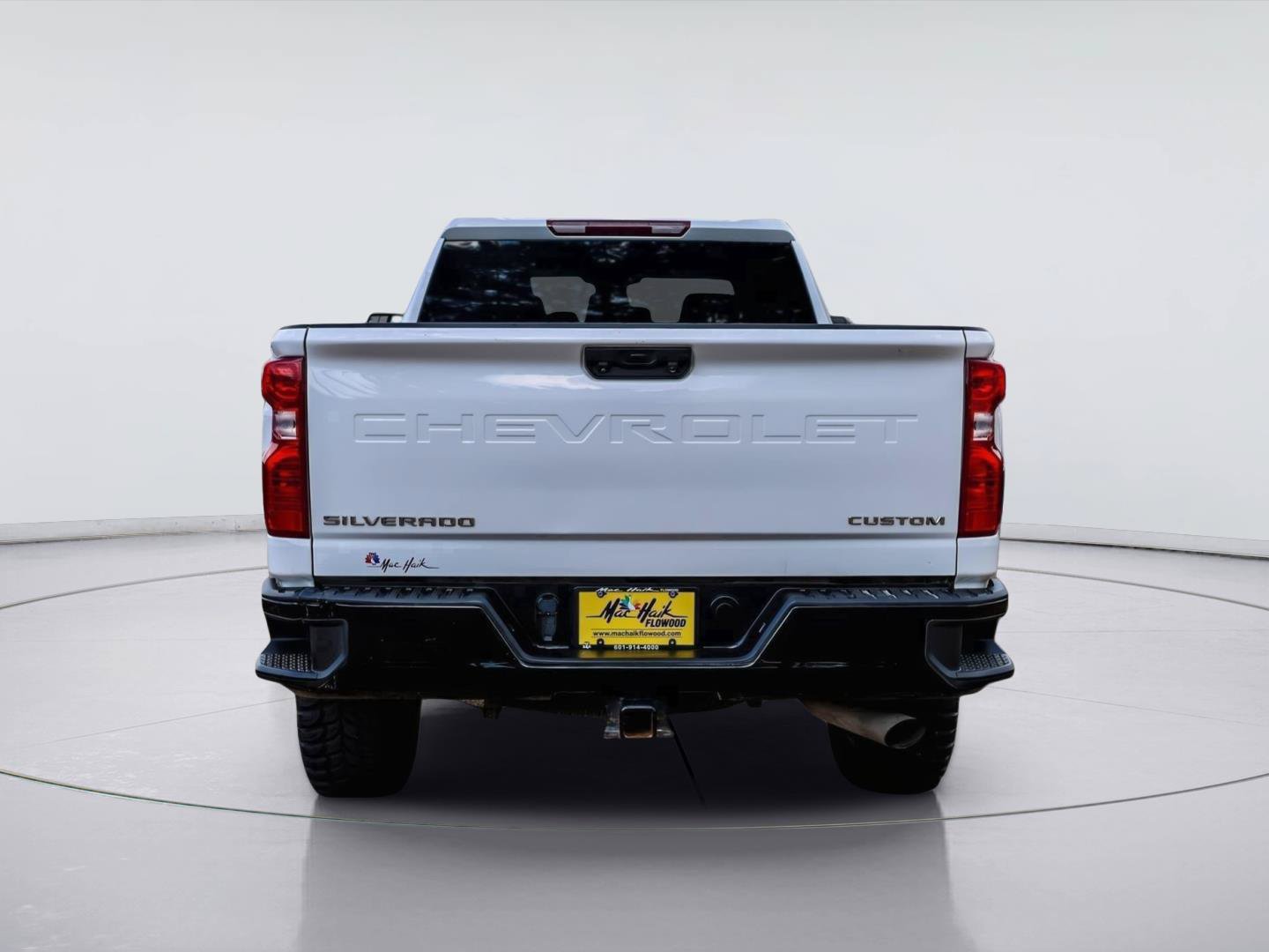Used 2024 Chevrolet Silverado 2500 Custom w/ Custom Convenience Package AWD/4WD image 8