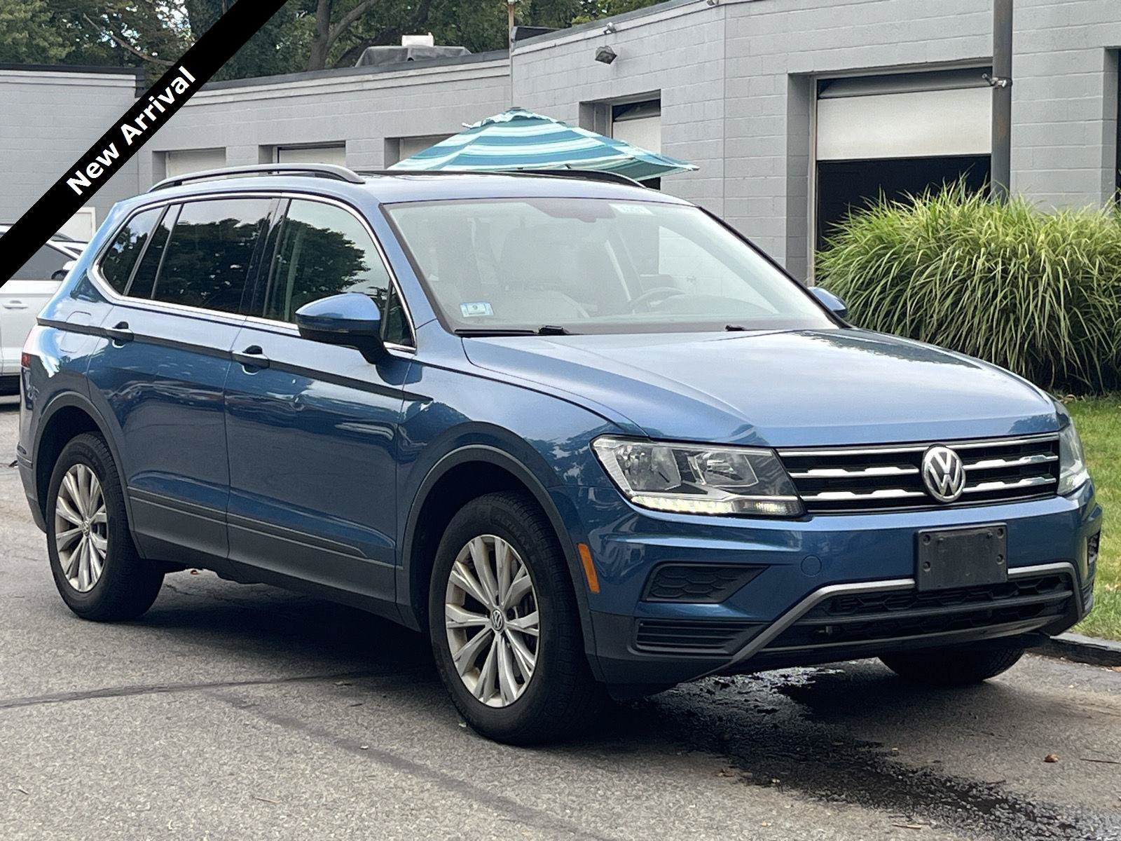 Used 2019 Volkswagen Tiguan SE w/ Panoramic Sunroof Package AWD/4WD image 1