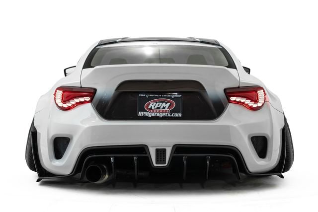 Used 2013 Subaru BRZ Limited w/ Popular Pkg 2C image 3