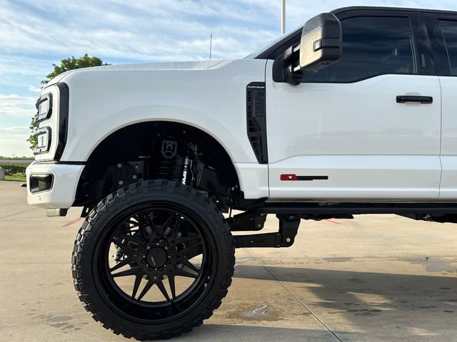 Used 2024 Ford F350 Platinum w/ Tremor Off-Road Package AWD/4WD image 5