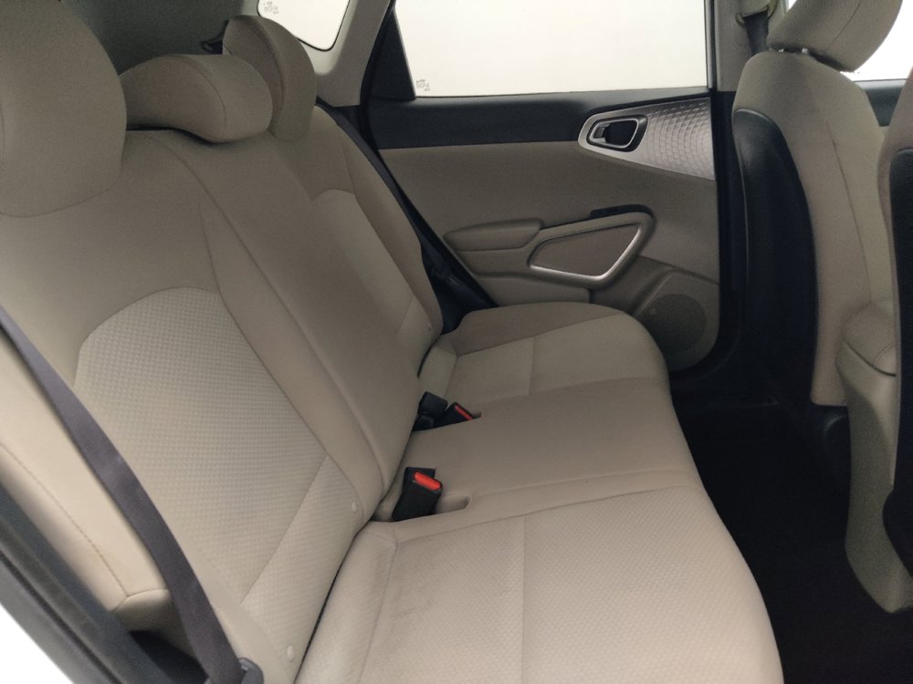 Used 2021 Kia Soul LX FWD image 19