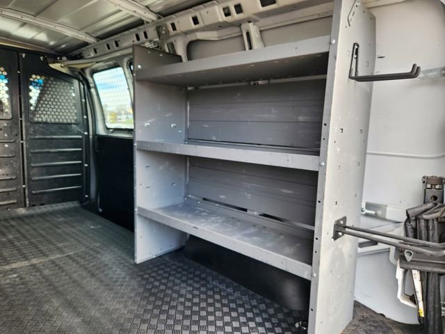 Used 2019 Chevrolet Express 2500 w/ Driver Convenience Package image 30