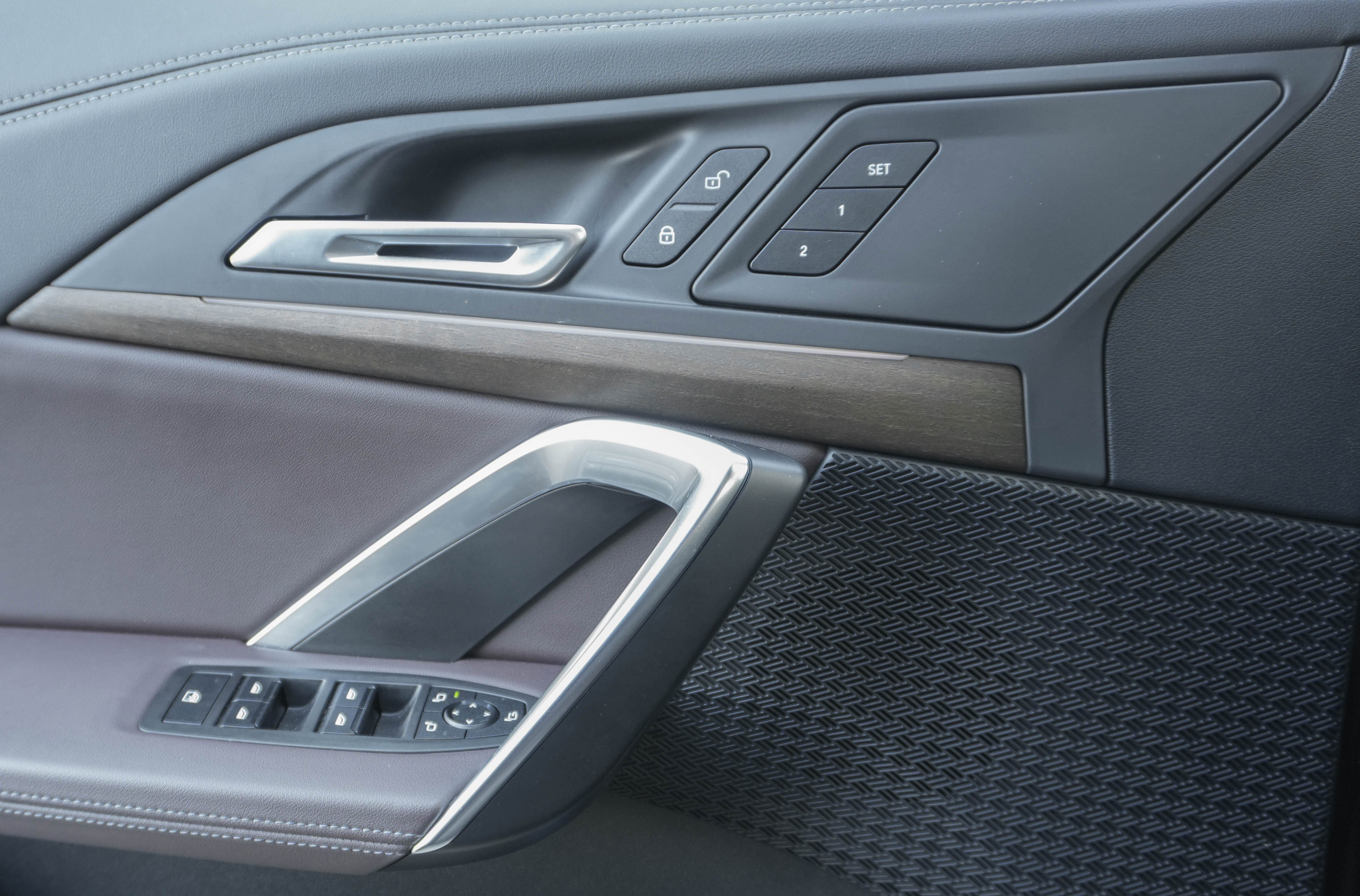 Certified 2025 BMW X1 xDrive28i image 16