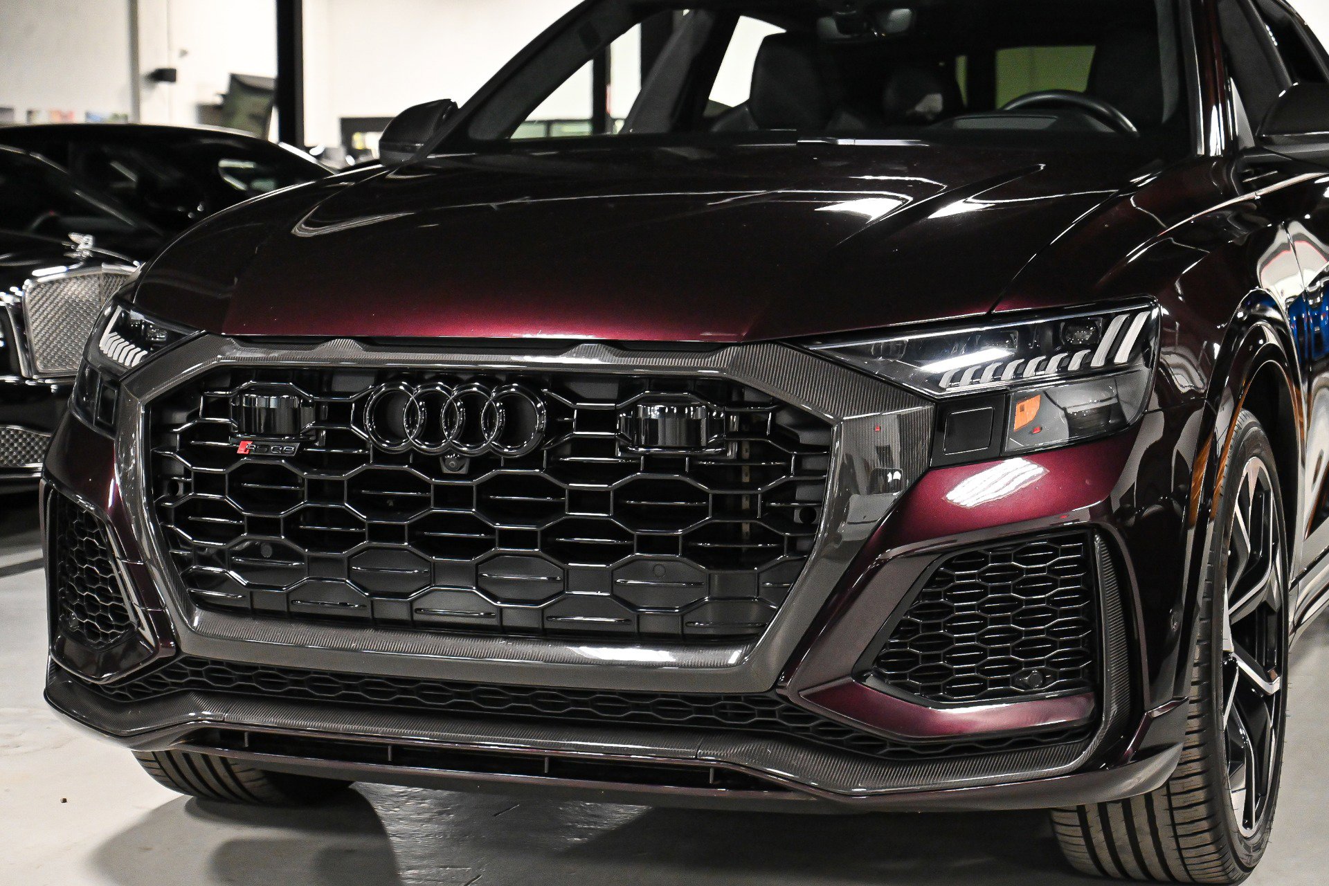 Used 2021 Audi RS Q8 w/ Carbon Optic Package image 60