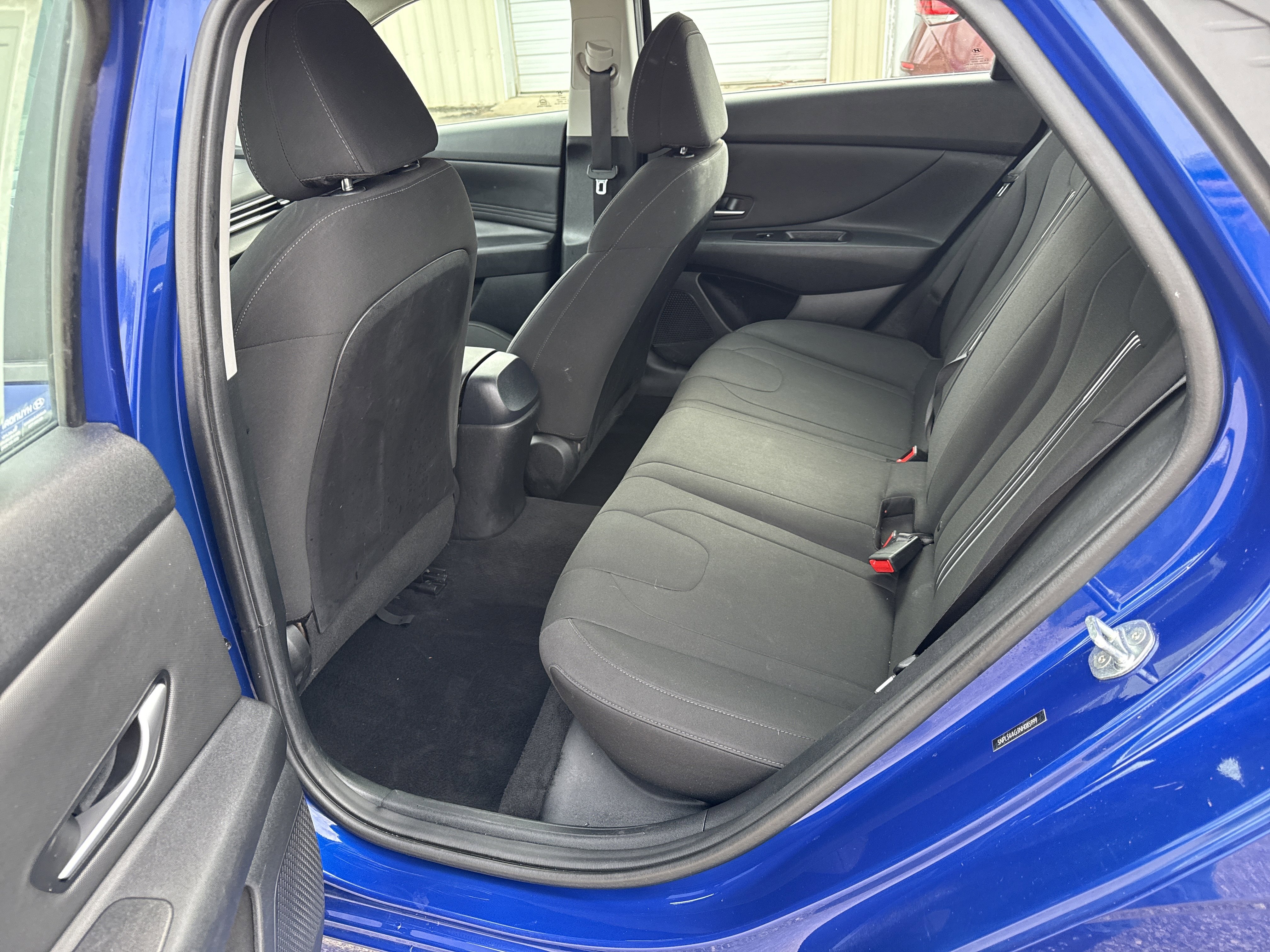 Used 2022 Hyundai Elantra SEL w/ Convenience Package FWD image 15