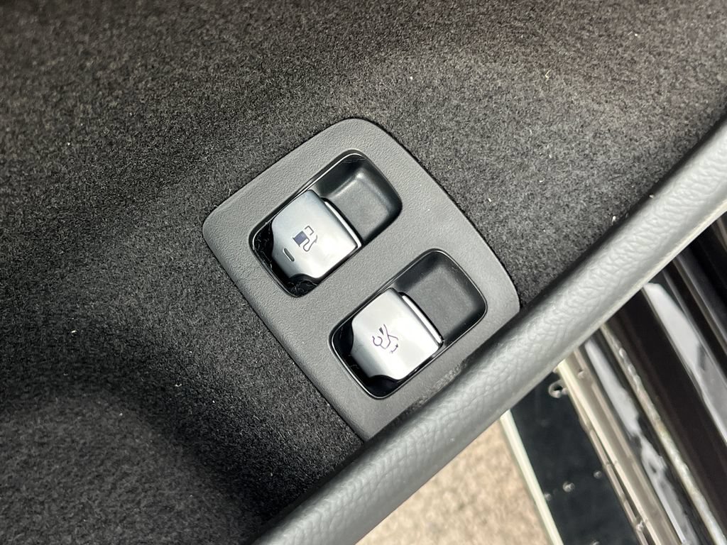 New 2027 Mercedes-Benz E 53 AMG e 4MATIC Sedan image 13