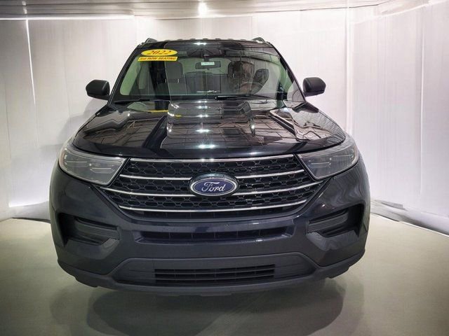 Used 2022 Ford Explorer XLT image 12