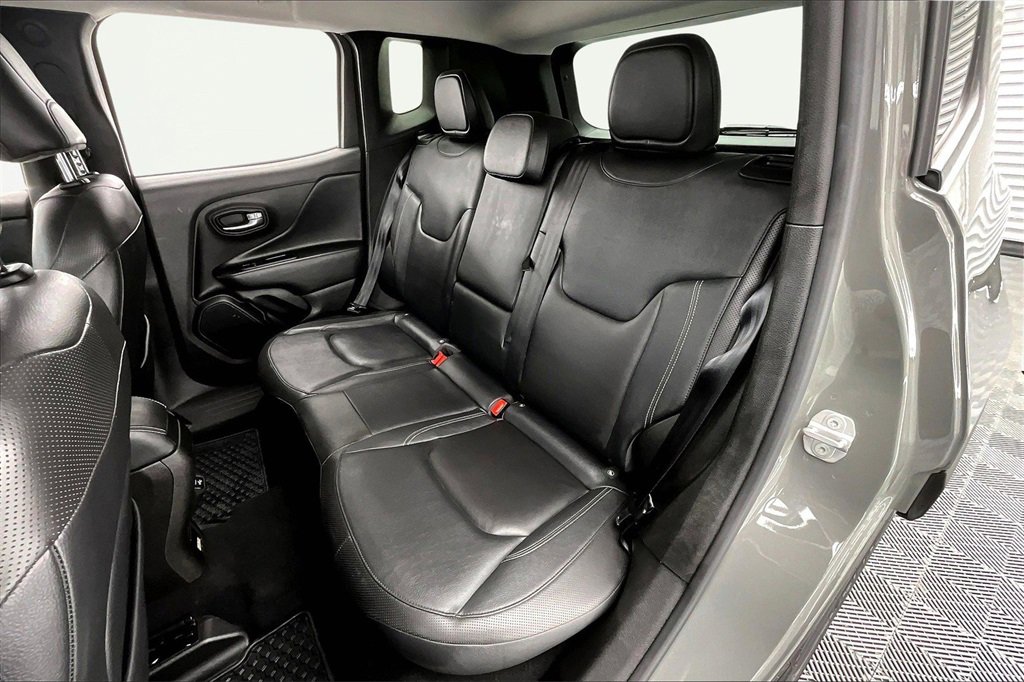 Used 2022 Jeep Renegade Limited image 26