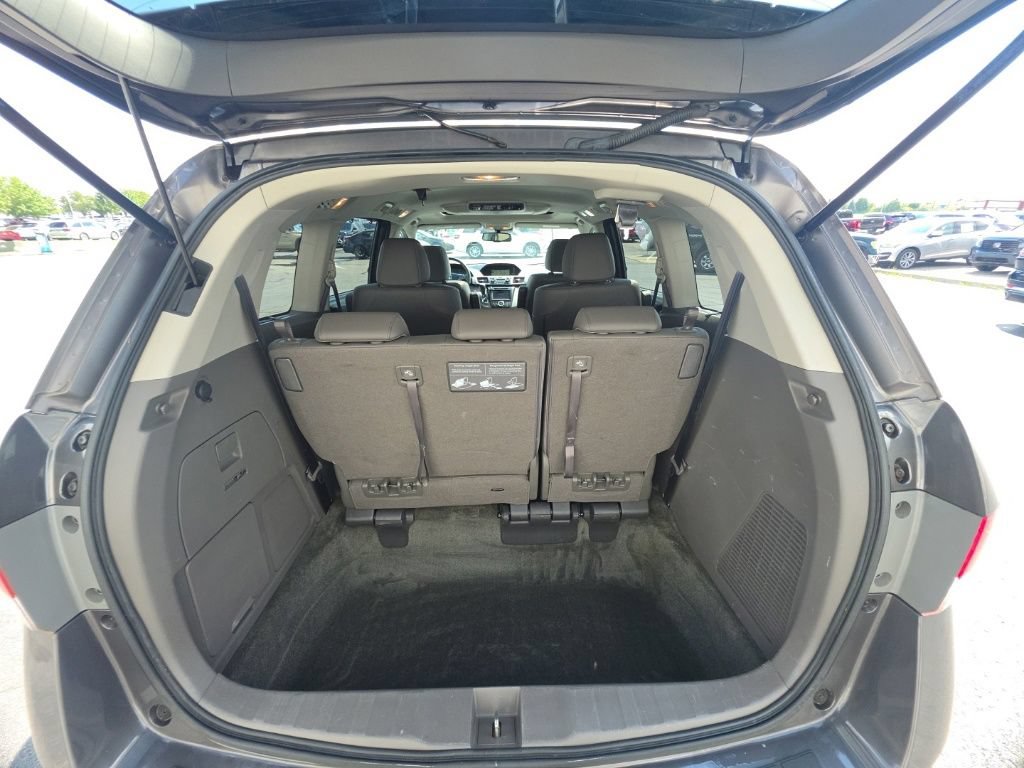 Used 2016 Honda Odyssey Touring Elite image 29