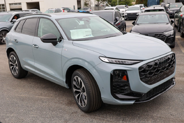 New 2026 Audi Q3 quattro 2.0T AWD/4WD image 15