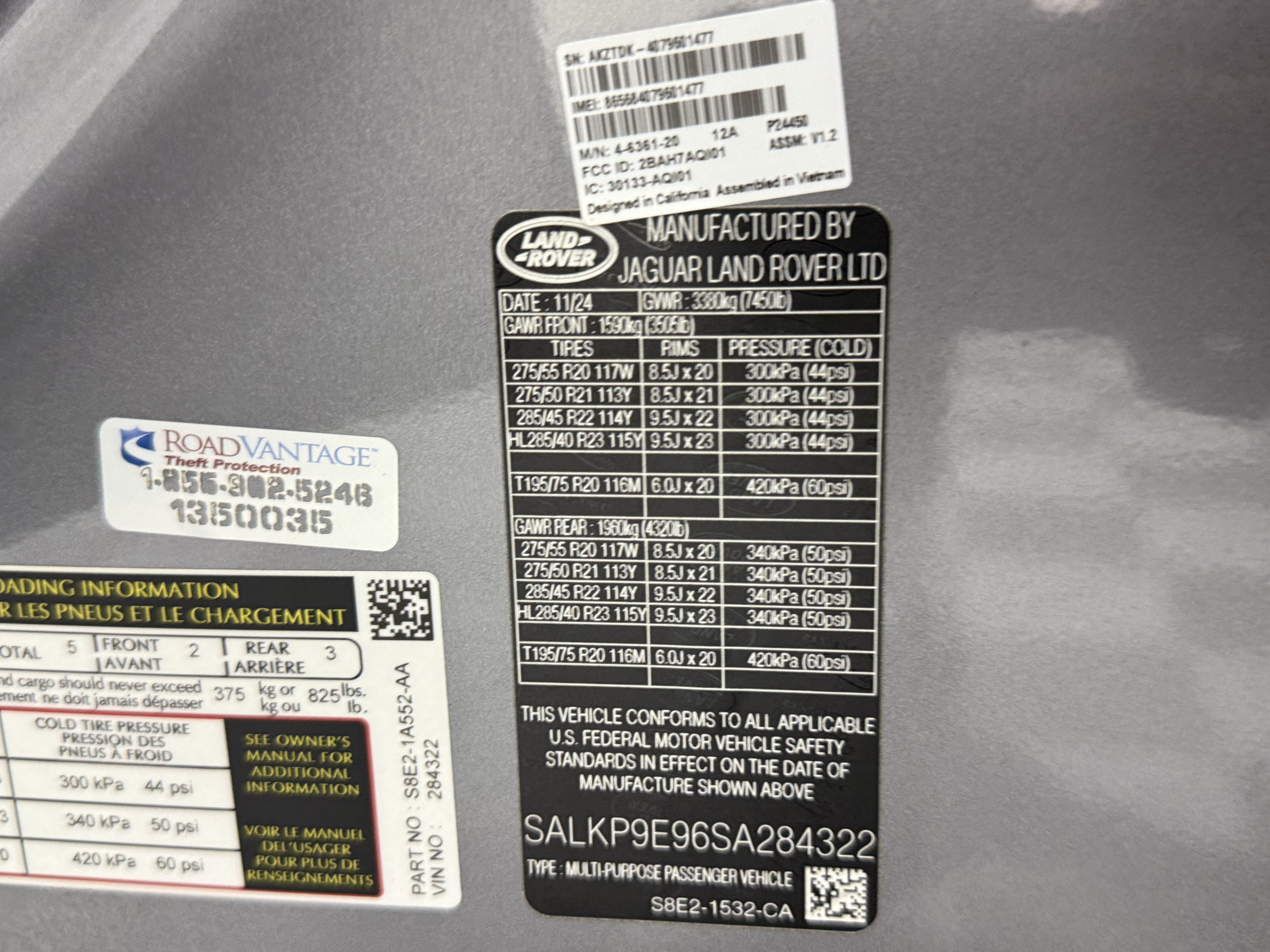 Certified 2025 Land Rover Range Rover SE AWD/4WD image 27