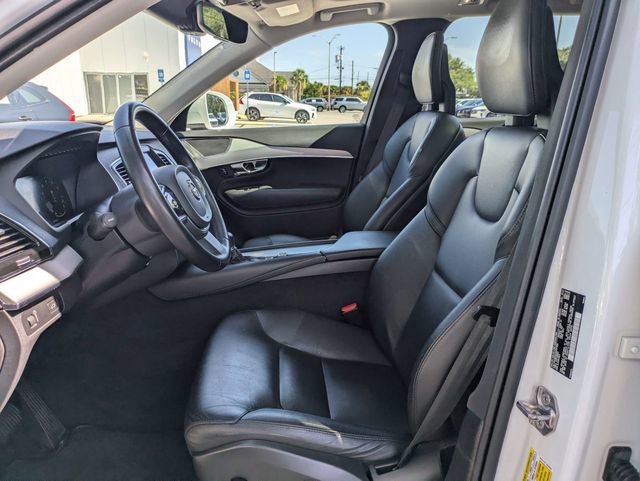 Used 2022 Volvo XC90 T5 Momentum w/ Advanced Package FWD image 24