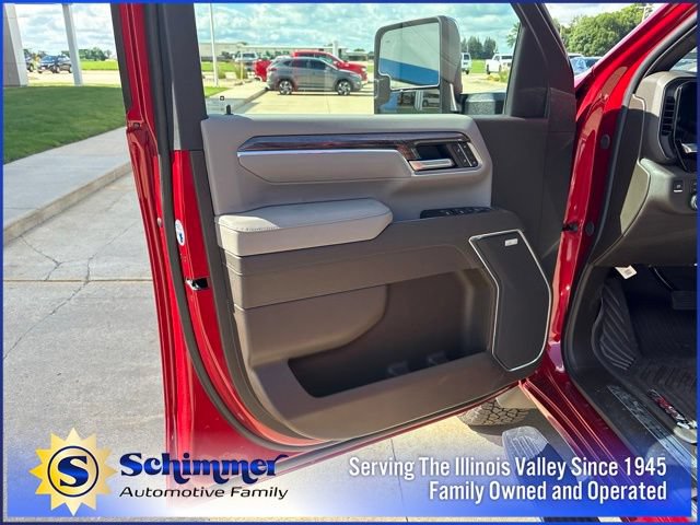 New 2026 Chevrolet Silverado 2500 LTZ w/ LTZ Plus Package AWD/4WD image 13