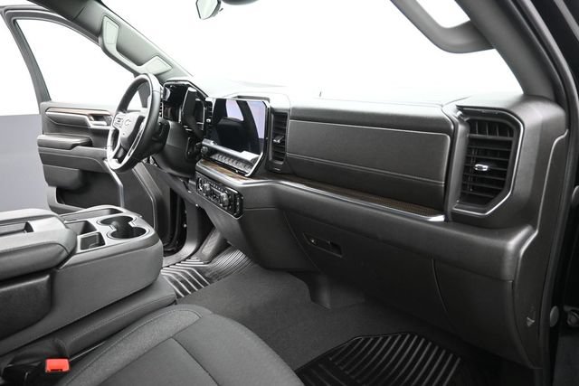 Used 2023 Chevrolet Silverado 1500 LT AWD/4WD image 14