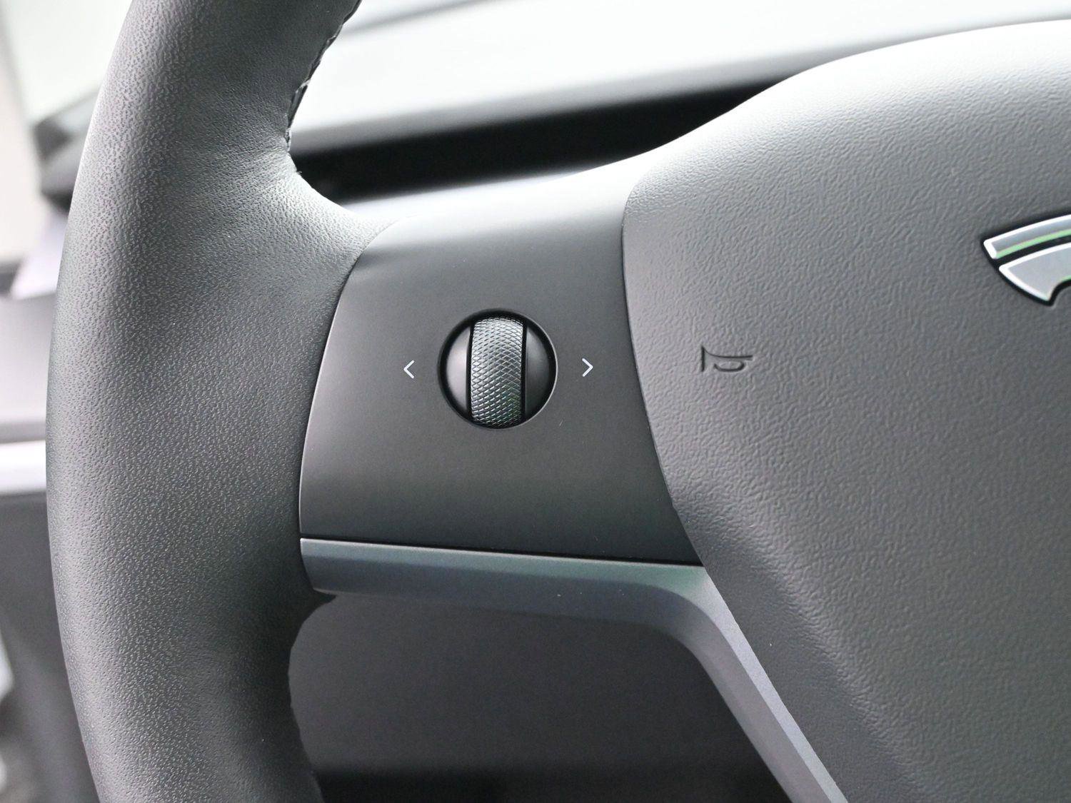 Used 2022 Tesla Model 3 Long Range image 18