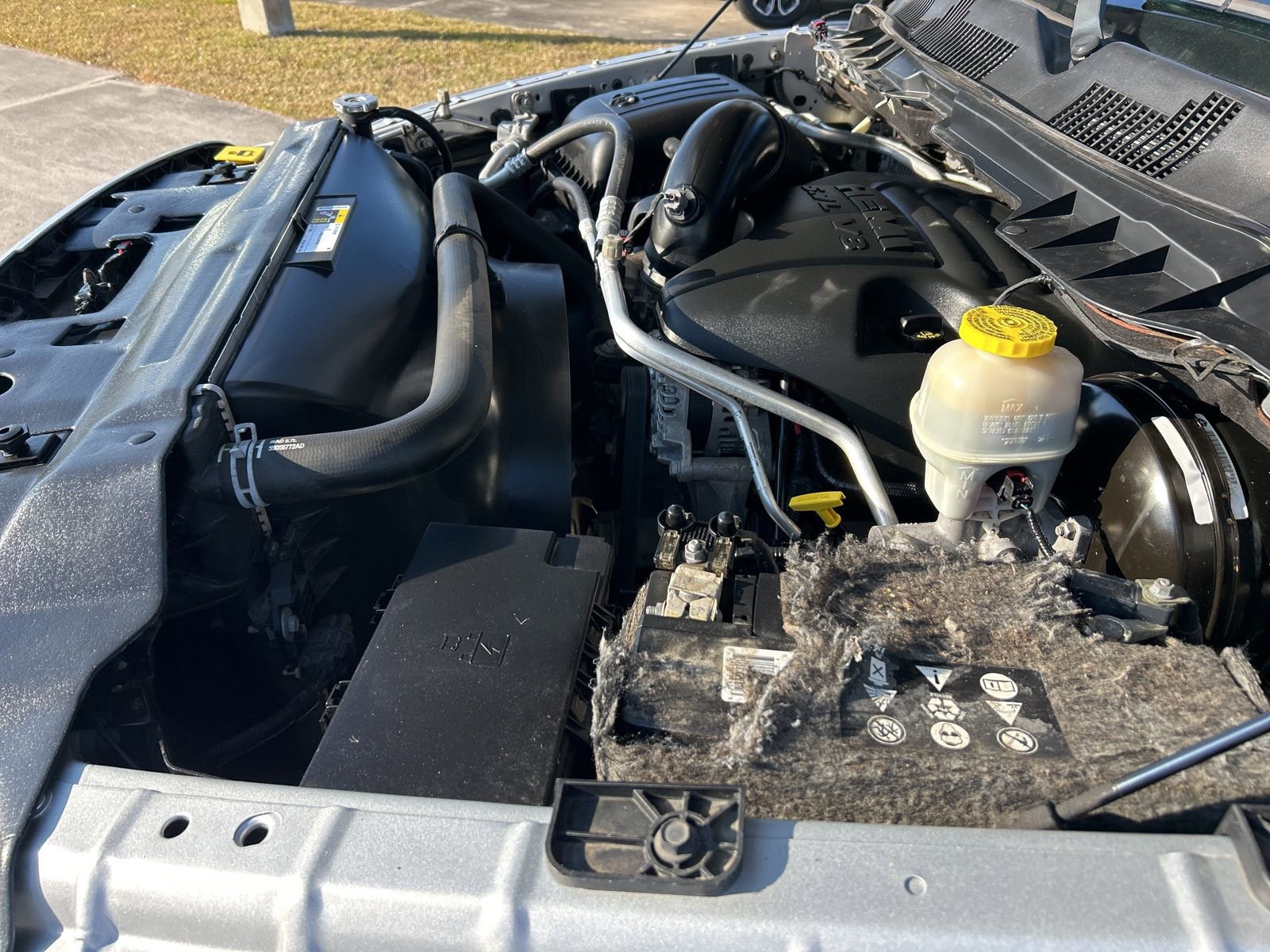 Used 2017 RAM 1500 Sport image 34