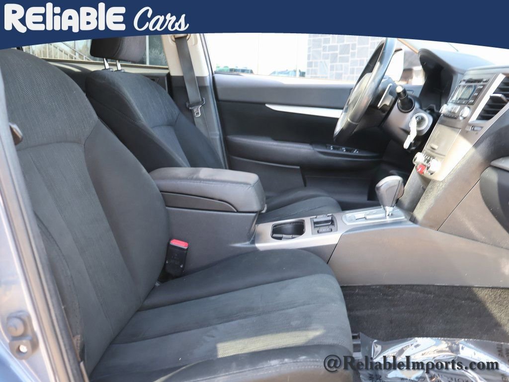 Used 2013 Subaru Outback 2.5i Premium image 10