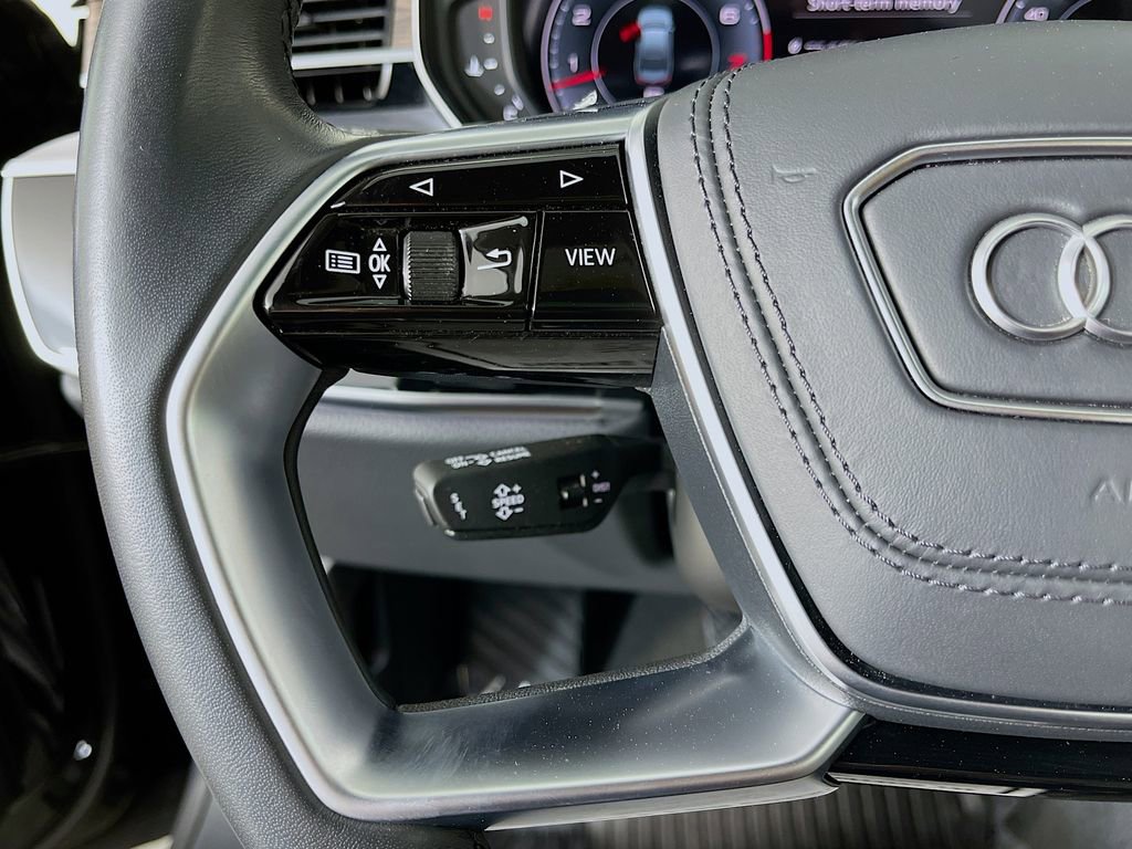 Used 2023 Audi A8 L 3.0T w/ Luxury Package image 15