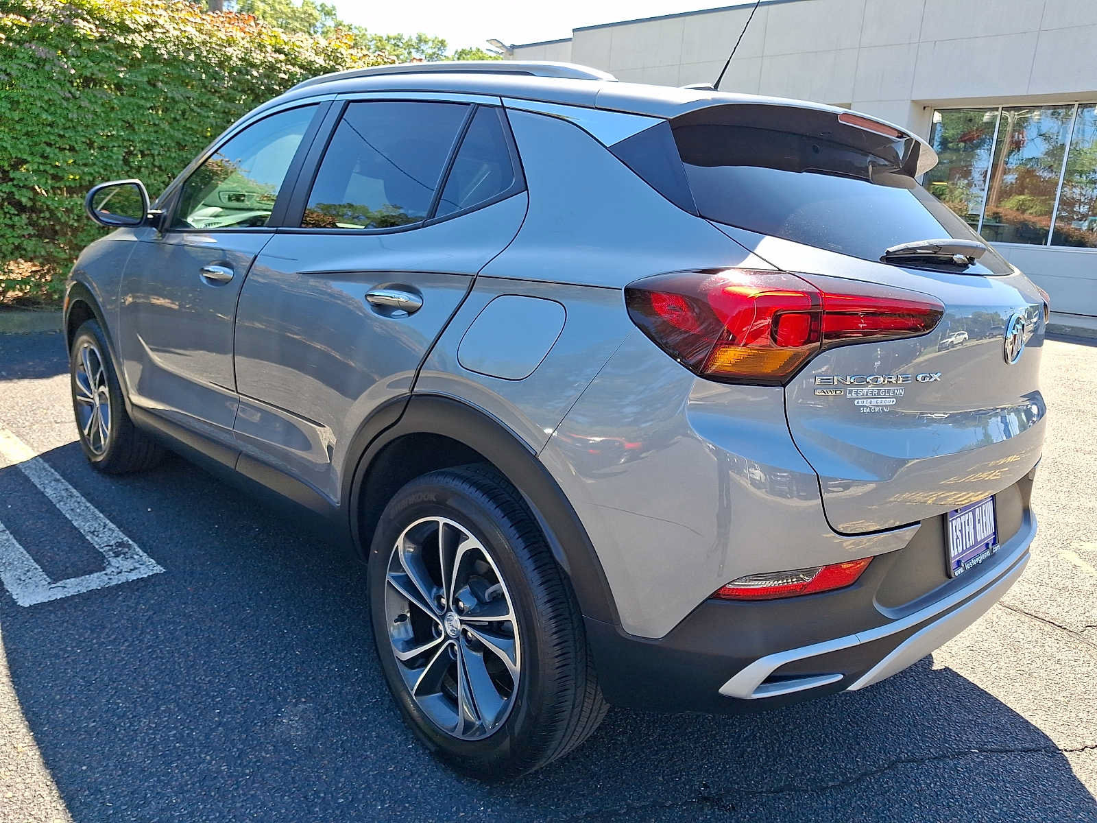 Used 2023 Buick Encore GX Select w/ Safety Package II AWD/4WD image 4