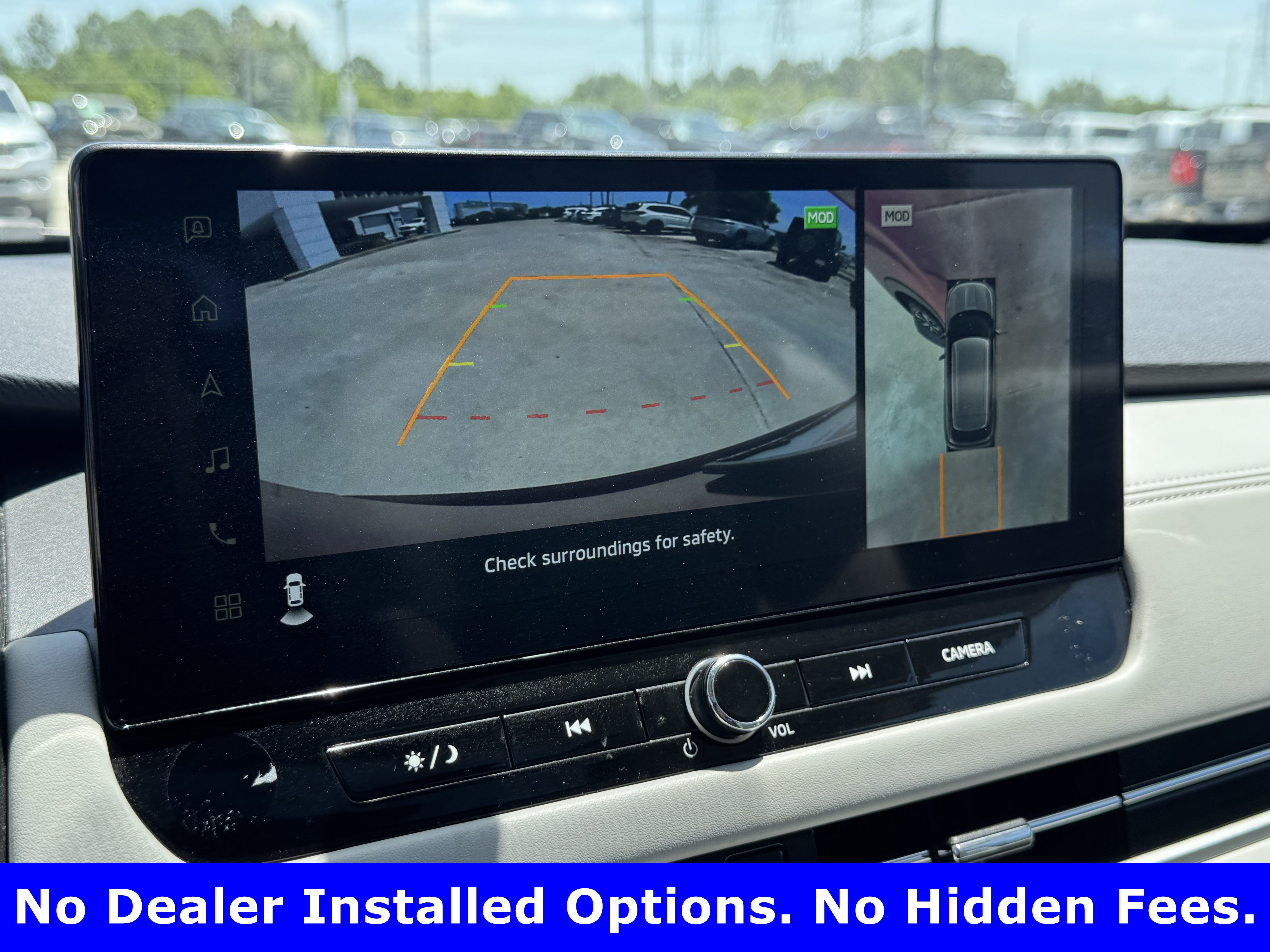 Used 2025 Mitsubishi Outlander SEL AWD/4WD image 17