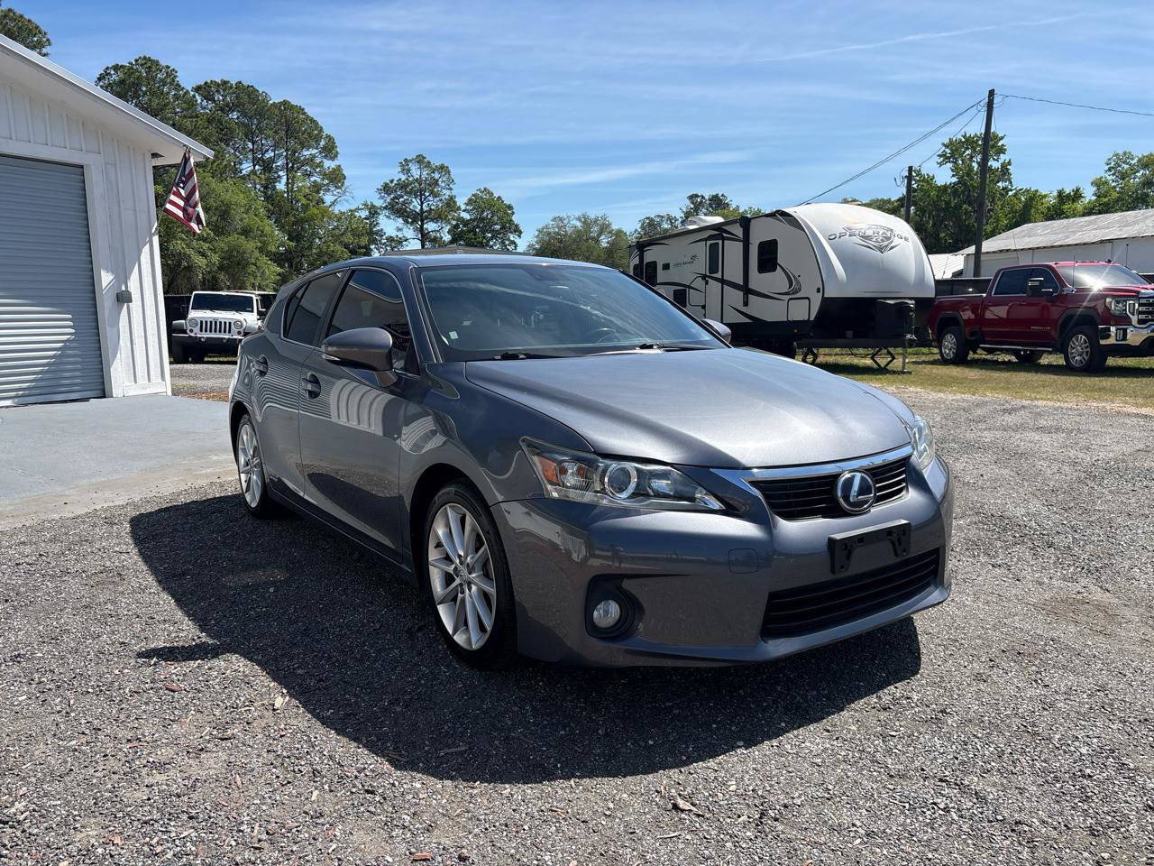 Used 2012 Lexus CT 200h Premium w/ Leather Pkg FWD image 3